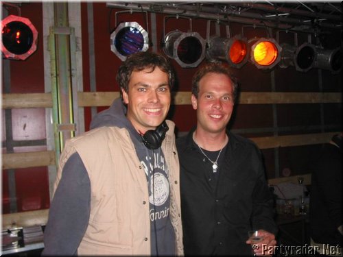 oppers-02-05 002.jpg