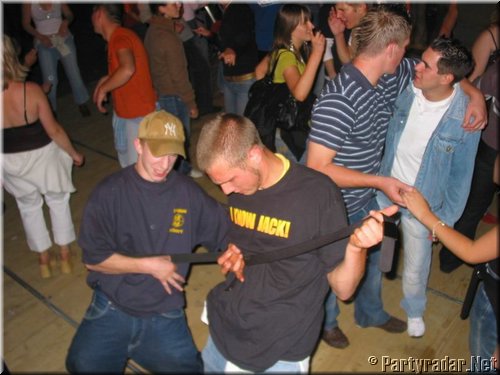 oppers-02-05 003.jpg